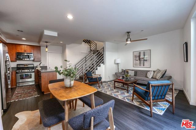10735 Bloomfield St #5, North Hollywood, CA 91602