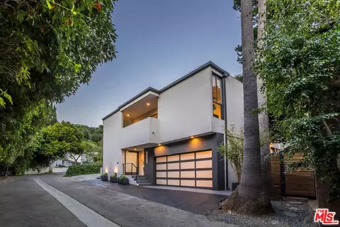 9834 Wanda Park Dr, Beverly Hills, CA 90210