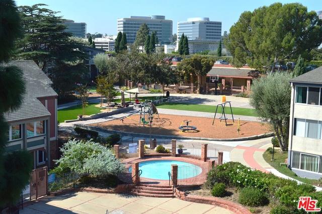 6425 Green Valley Cir #300, Culver City, CA 90230