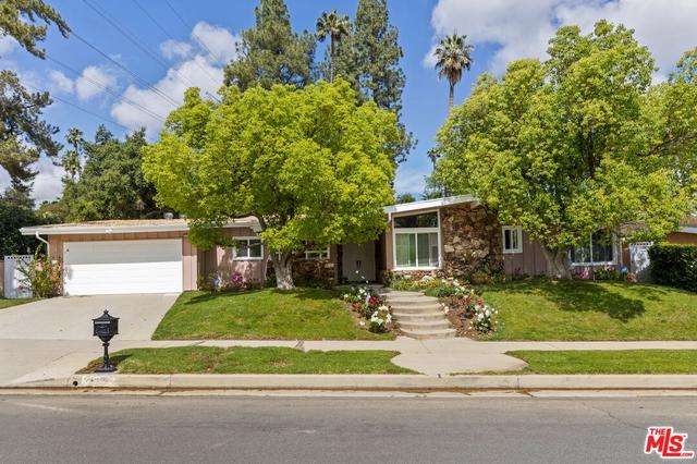 4479 Azalia Dr, Tarzana, CA 91356