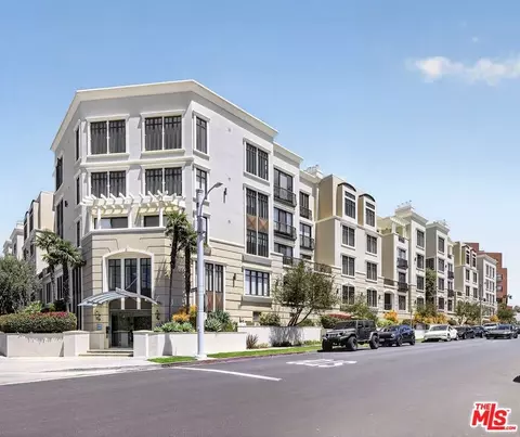 11847 Gorham Ave #112, Los Angeles, CA 90049