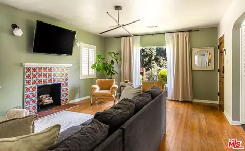 3209 Bennett Dr, Los Angeles, CA 90068