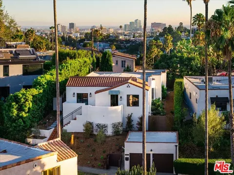 1565 Murray Cir, Los Angeles, CA 90026