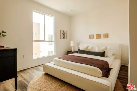 Bedroom - 14113 W Monroe Pl, Van Nuys, CA 91405 photo 8 of 10