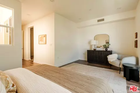 Bedroom - 14113 W Monroe Pl, Van Nuys, CA 91405 photo 7 of 10