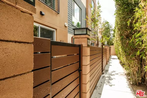 Exterior - 14113 W Monroe Pl, Van Nuys, CA 91405 photo 2 of 3