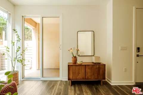 Entry Way - 14113 W Monroe Pl, Van Nuys, CA 91405 photo 8 of 8