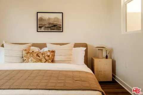 Bedroom - 14113 W Monroe Pl, Van Nuys, CA 91405 photo 5 of 10