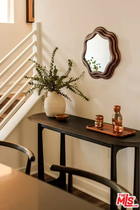Entry Way - 14113 W Monroe Pl, Van Nuys, CA 91405 photo 2 of 8