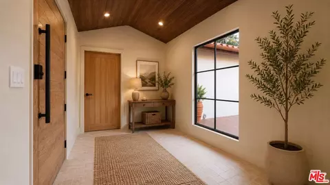 14655 Morrison St, Los Angeles, CA 91403