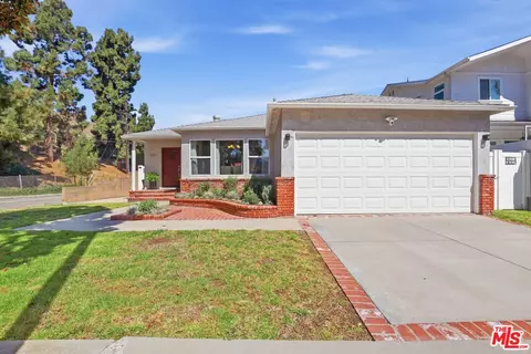 11521 Patom Dr, Culver City, CA 90230