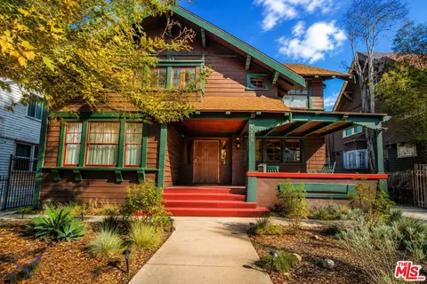 2750 Raymond Ave, Los Angeles, CA 90007