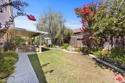 Exterior - 3516 Alpha Ct, Bakersfield, CA 93312 photo 6 of 8