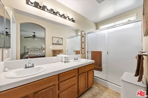 Bath - 3516 Alpha Ct, Bakersfield, CA 93312 photo 1 of 4