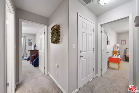Entry Way - 3516 Alpha Ct, Bakersfield, CA 93312 photo 3 of 4