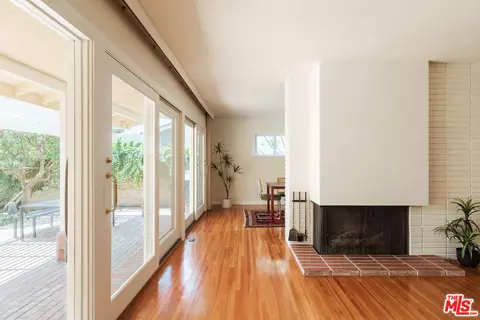 6880 E Lees Way, Long Beach, CA 90815 photo 5