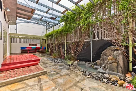 2416 Walnut Ave, Venice, CA 90291 photo 7