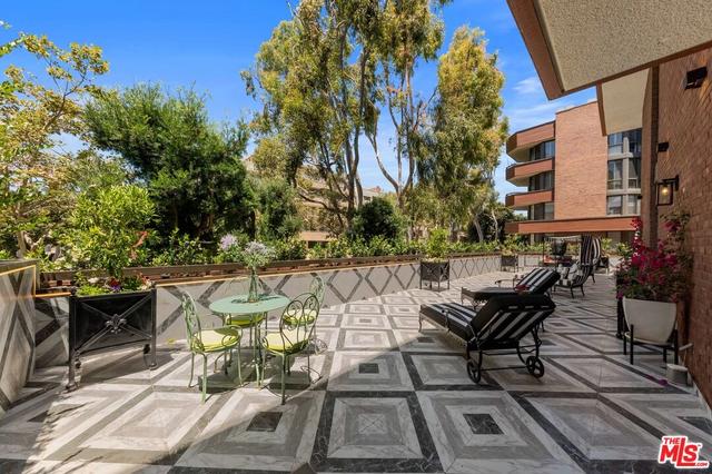 300 N Swall Dr #158, Beverly Hills, CA 90211