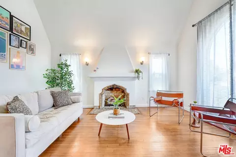 4214 W 29th St, Los Angeles, CA 90016