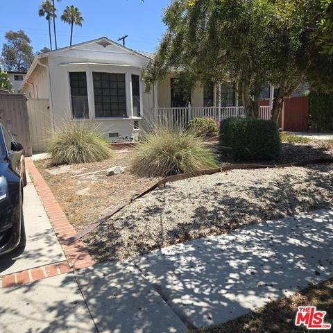 2936 Kelton Ave, Los Angeles, CA 90064