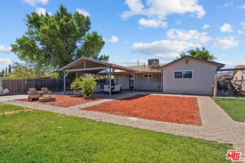 Exterior - 3305 W Avenue L6, Lancaster, CA 93536 photo 5 of 6