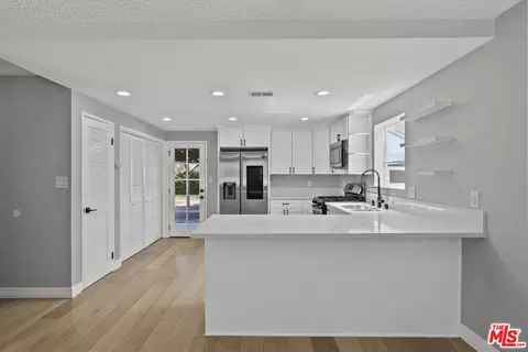 3305 W Avenue L6, Lancaster, CA 93536 photo 8