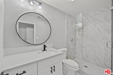 Bath - 3305 W Avenue L6, Lancaster, CA 93536 photo 3 of 4