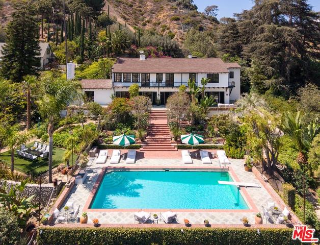 2003 La Brea Ter, Los Angeles, CA 90046