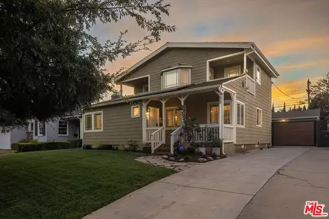 11825 Pacific Ave, Los Angeles, CA 90066