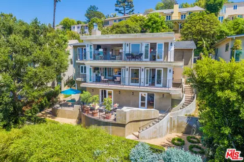 3411 Tareco Dr, Los Angeles, CA 90068