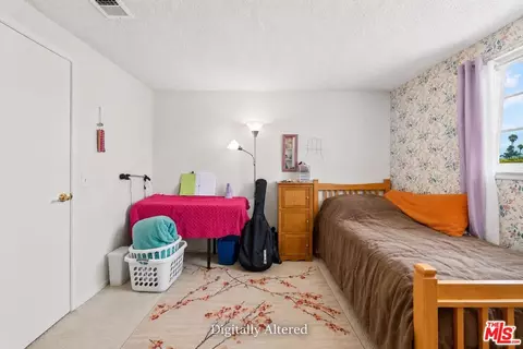 Bedroom - 2114 Rhonda St, Oxnard, CA 93036 photo 9 of 9
