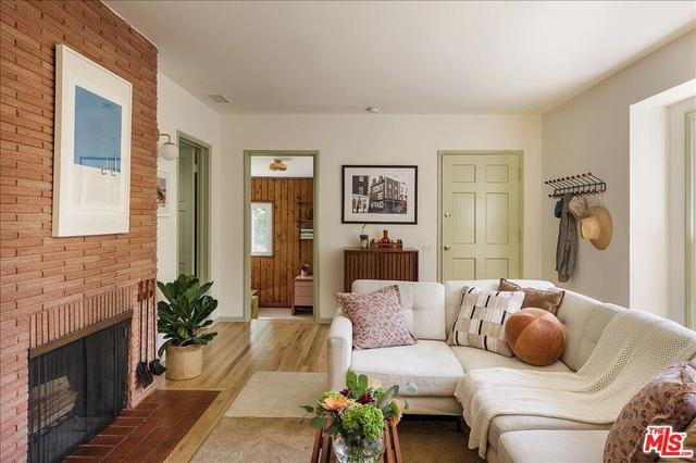 3510 Ferncroft Rd, Los Angeles, CA 90039