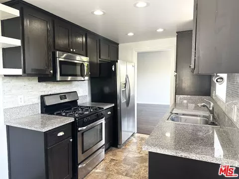 3271 Sawtelle Blvd #204, Los Angeles, CA 90066