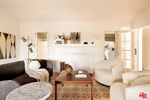 3940 Prospect Ave, Los Angeles, CA 90027