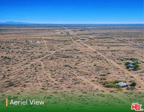 0 Leslie, Landers, CA 92285 photo 3