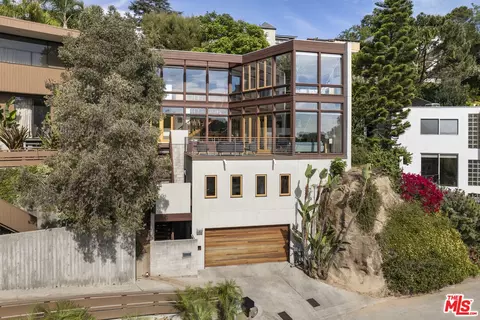 2262 Panorama Ter, Los Angeles, CA 90039