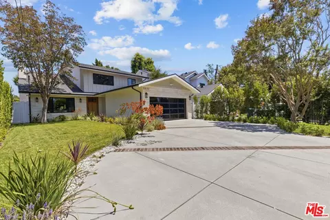 5032 Bluebell Ave, Valley Village, CA 91607