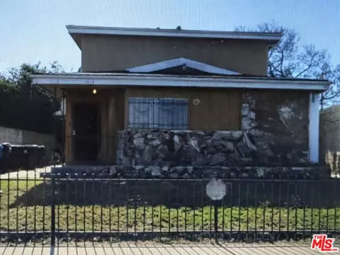 9111 S Baring Cross St, Los Angeles, CA 90044