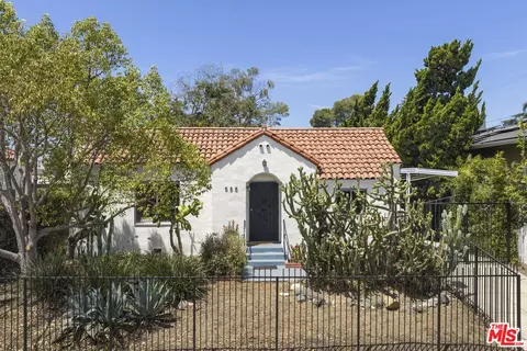 585 N Irving Blvd, Los Angeles, CA 90004