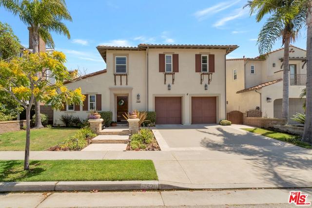 7529 Coastal View Dr, Los Angeles, CA 90045