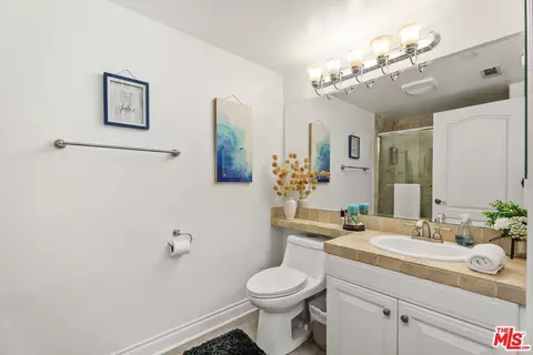 Bath - 1000 E Ocean Blvd #104, Long Beach, CA 90802 photo 1 of 4