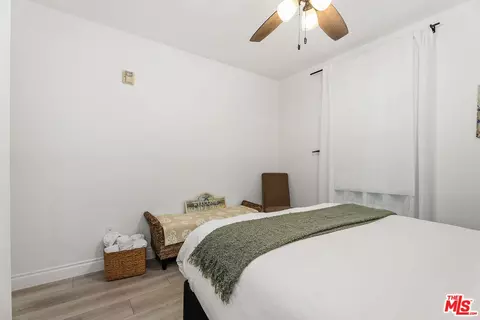 Bedroom - 1000 E Ocean Blvd #104, Long Beach, CA 90802 photo 2 of 6