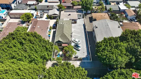 1420 W 22nd St, Los Angeles, CA 90007