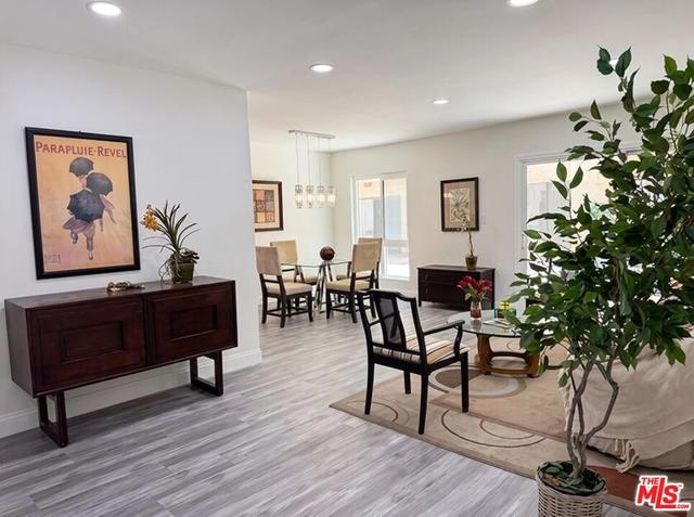 1750 Camino Palmero St #237, Los Angeles, CA 90046