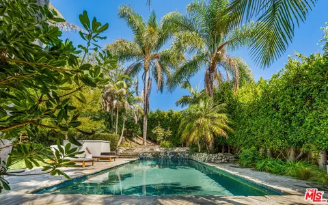 3614 Malibu Country Dr, Malibu, CA 90265