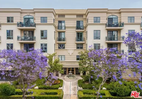 430 N Oakhurst Dr #202, Beverly Hills, CA 90210