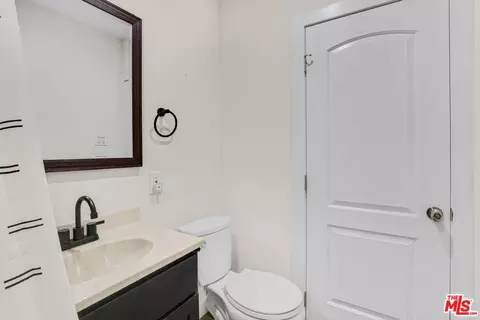 Bath - 605 S Sloan Ave, Compton, CA 90221 photo 2 of 2