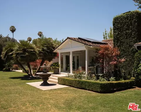 880 Canterbury Rd, San Marino, CA 91108