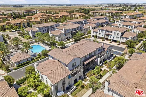 View/Area - 348 Dominguez St, Camarillo, CA 93010 photo 3 of 4
