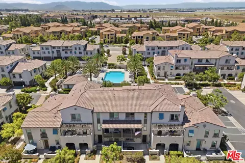 View/Area - 348 Dominguez St, Camarillo, CA 93010 photo 2 of 4